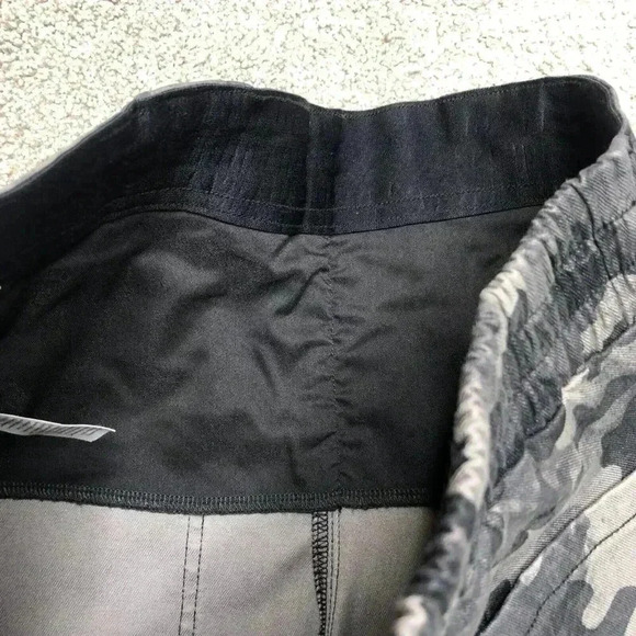 Spanx Camo Jogger Pants Black and Grey NWT NEW - Picture 14 of 14